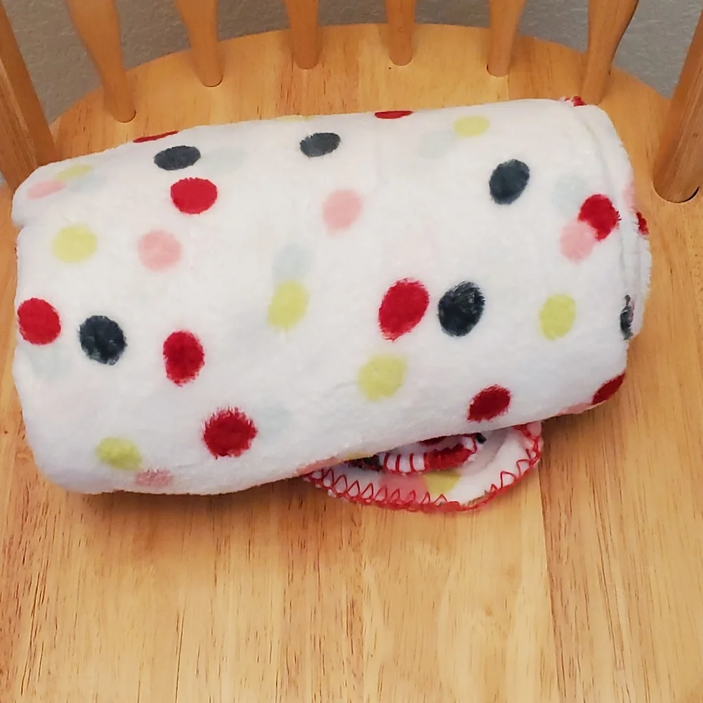 Polka Dot Fleece Throw 50